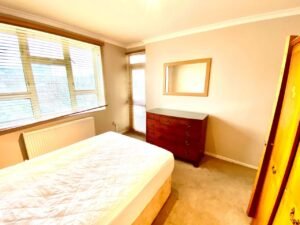 imgi 10 o 1eruelfj91s472at9621o61ijo11