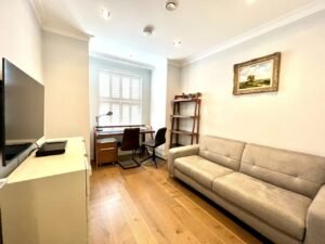 imgi 11 o 1jhm2p2541o0m1m8oe5g4cfqde4