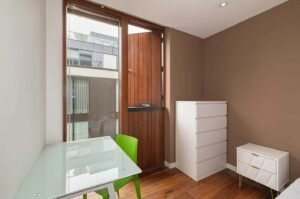 imgi 14 o 1jhjf3io71a0jblr1krc1mccuu49