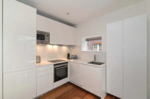 imgi 31 o 1jhjf3neu1ais1k219t7im2vmgs