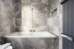 imgi 44 o 1jcrjpl7o1g7l1bgdb3u8ebt5e17