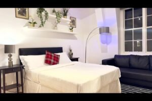 imgi 5 o 1jf4h15pi109a1bboqc61oj31ae81