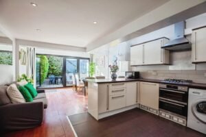 imgi 7 o 1je7iqgjov5svdc1qa51aq81dgmc