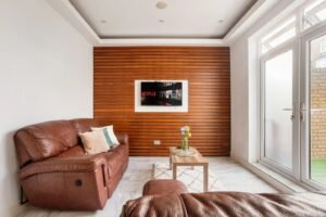 imgi 9 o 1jcrjp05dvku1fq7lk5273166g3