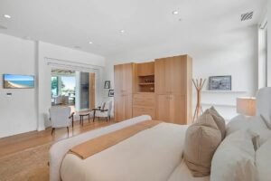 imgi 103 d6d0ed1eb4aa9ba861855f069d228ee9 rentals large 1200 1200