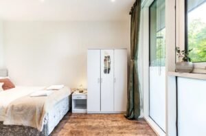 imgi 11 o 1j2mtmott151jdqg1aq3mschou4