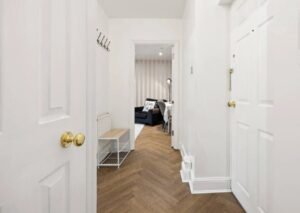 imgi 11 o 1jep48sql9sn1252140b1u0g8852