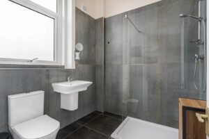 imgi 27 o 1jii8u02j11dc1cjl1l6k1fveits4