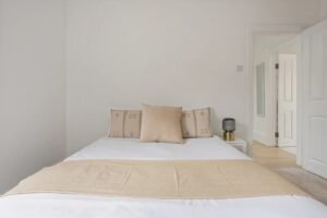 imgi 29 o 1ji09ird9djp7ik28e1f9t7r3o