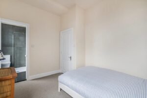 imgi 31 o 1jii8vc1nb0nqlruotv1i4dn16