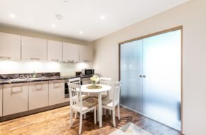 imgi 33 o 1j2mtra38vj9vs7ourv12jtbq