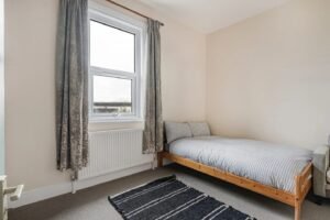 imgi 34 o 1jii8v91e1at01jbdou2r6u1ch414