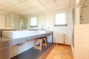 imgi 42 9f6c5f8e 8aa8 42f9 a247 e86c892eae9d