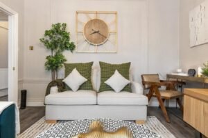 imgi 6 o 1jbl1q5mmj571e309jv1f8r9bq0