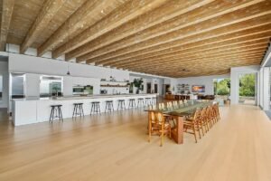 imgi 75 63a58cdc0f9d1f6b1152955b097bef13 rentals large 1200 1200