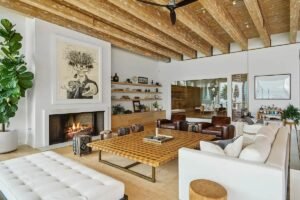 imgi 79 161c5fa214ca4ef00d46993e9f4ace1a rentals large 1200 1200