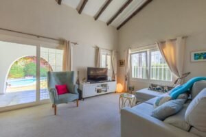 imgi 9 aa9032a0 e849 41f9 b9df 272e93d78458